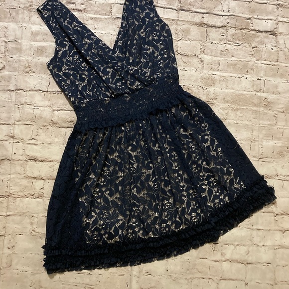 American Rag Dresses & Skirts - 🔥 NWT American rag navy detailed lace sleeveless dress size M